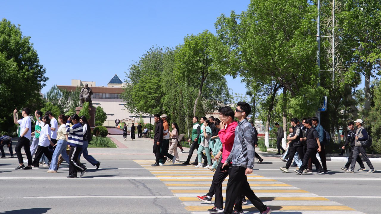 Within the framework of the International Aral Tourism Week, a mass walking event «10000 STEPS» was held.